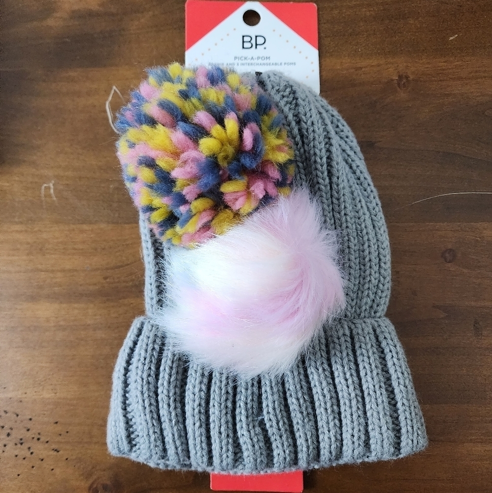 BP Nordstrom Pick-A-POM Ribbed Gray Beanie Interchangeable Poms NWT